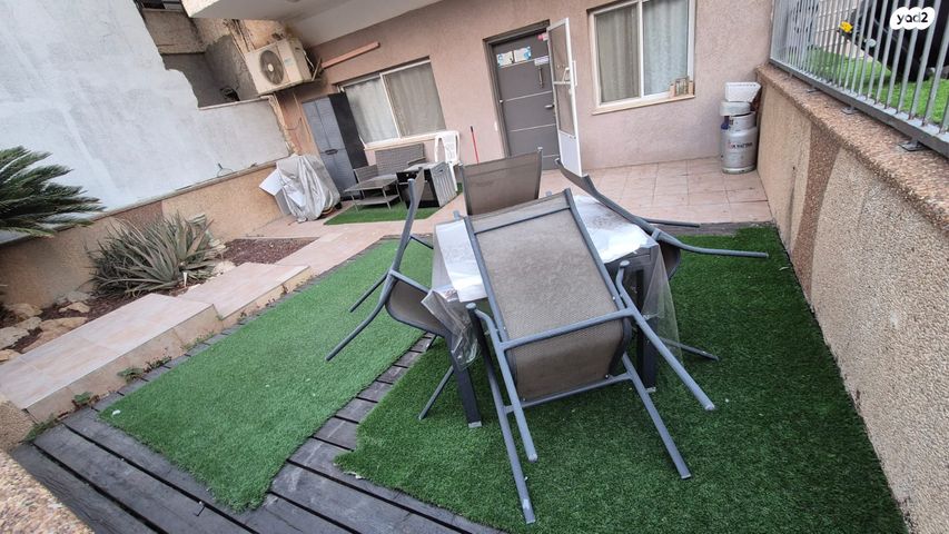 דירת גן, גוש עציון, קרית שמואל, טבריה