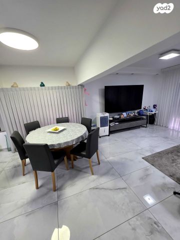 בית פרטי/ קוטג', לוע הארי, נוף העמק, מגדל העמק