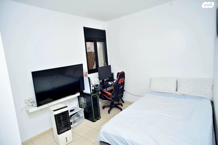 דירת גן, גדרה הצעירה, גדרה