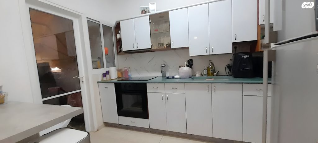 דירה, בני עי"ש