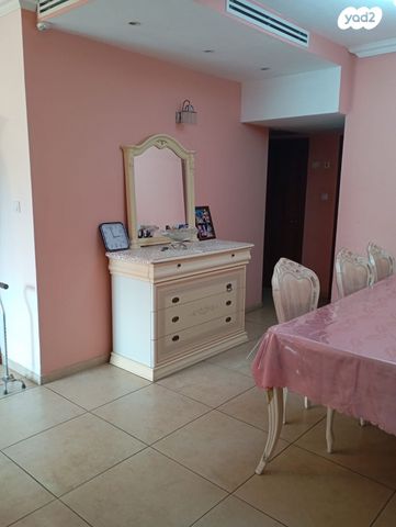 דירה, בלפור, עצמאות יוספטל, בת ים