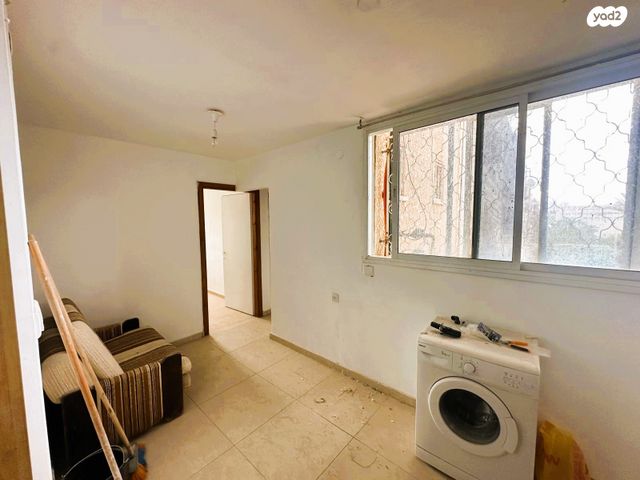 דירה, רמב"ן 74, שכונה ד', באר שבע