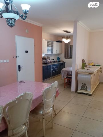 דירה, בלפור, עצמאות יוספטל, בת ים