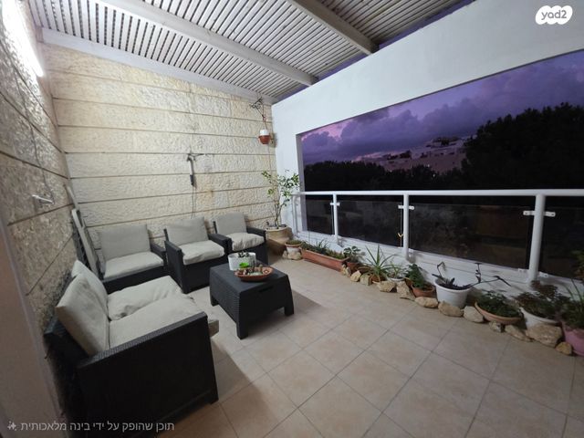 דירה, עמק איילון, הנחלים, מודיעין מכבים רעות