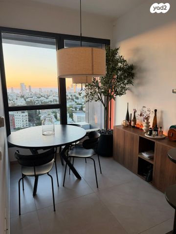 דירה, ישראל טל 5, מונטיפיורי, הרכבת, תל אביב יפו