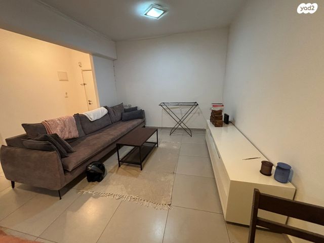 דירה, המרי, שינקין, גבעתיים