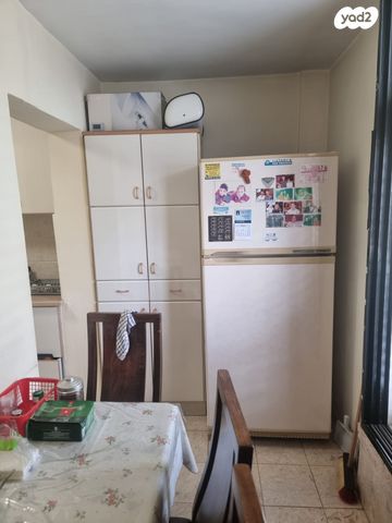 דירה, חיסין, תקומה / קרית חזני, פתח תקווה