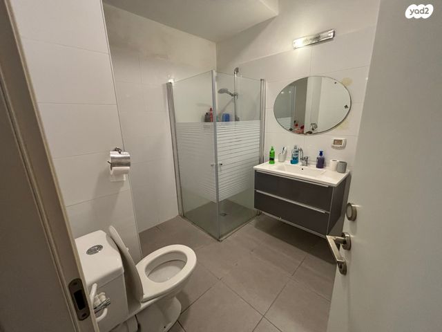 דירה, המרי, שינקין, גבעתיים