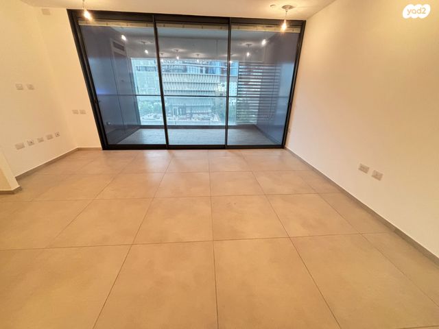 דירה, תוצרת הארץ, נחלת יצחק, תל אביב יפו