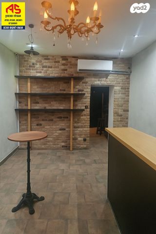 חנויות/ שטח מסחרי, יעקב, א' / צפון מזרח העיר, רחובות