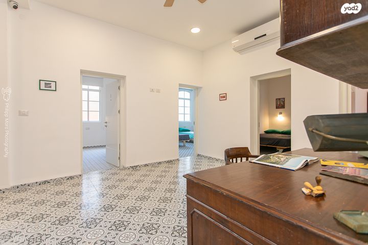 בית מלון, י.ל. פרץ 15, חיפה