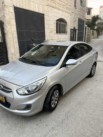 יונדאי אקסנט i25