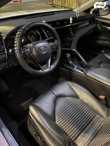 מודעת רכב טויוטה קאמרי