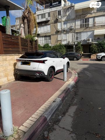 מודעת רכב צ׳רי FX