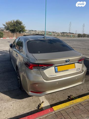 מודעת רכב טויוטה קורולה