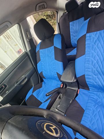 מודעת רכב מאזדה 3