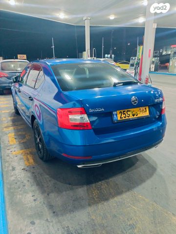 סקודה אוקטביה