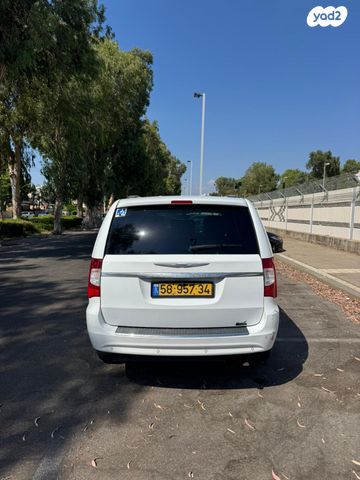 קרייזלר גראנד וויאג'ר