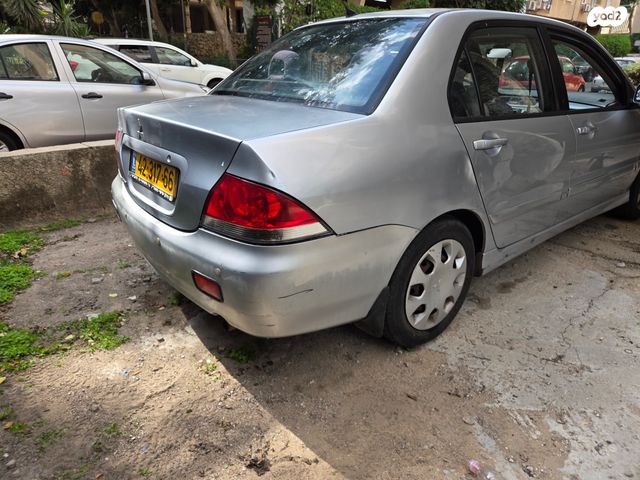 מיצובישי לנסר