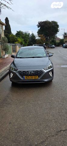 יונדאי איוניק