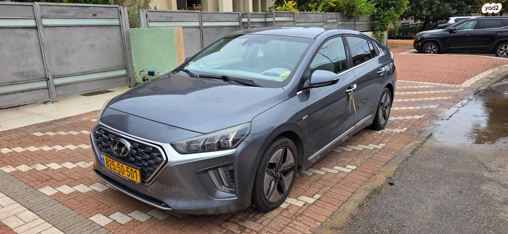 מודעת רכב יונדאי איוניק