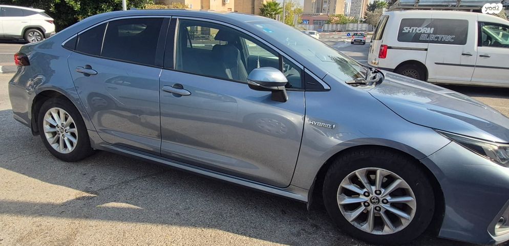 טויוטה קורולה