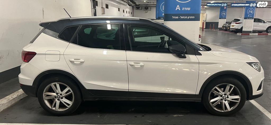 מודעת רכב סיאט ארונה