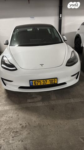 טסלה מודל 3