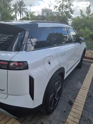 J7 Luxury פלאג-אין אוט׳ 1.5 (143 כ״ס)