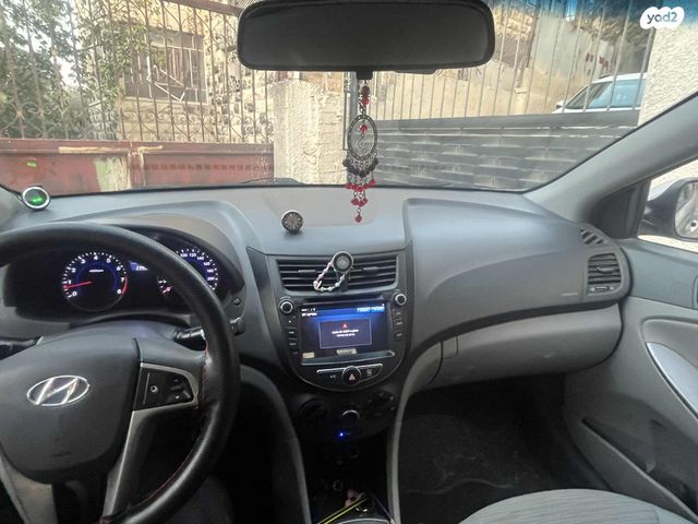 יונדאי אקסנט i25