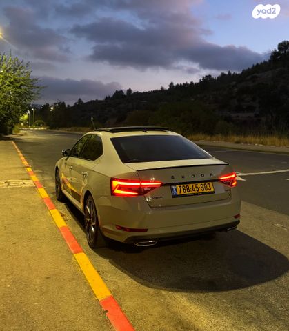 מודעת רכב סקודה סופרב