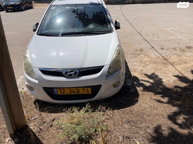 מודעת רכב יונדאי i20