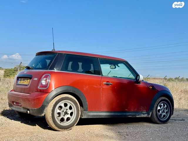 מודעת רכב מיני קופר