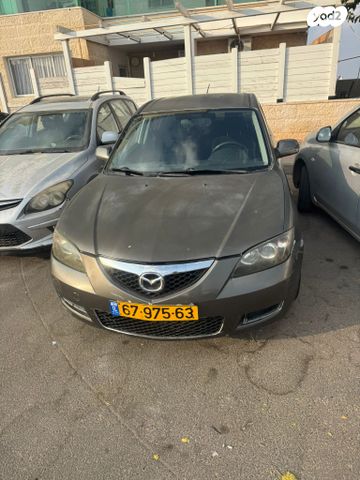 מודעת רכב מאזדה 3