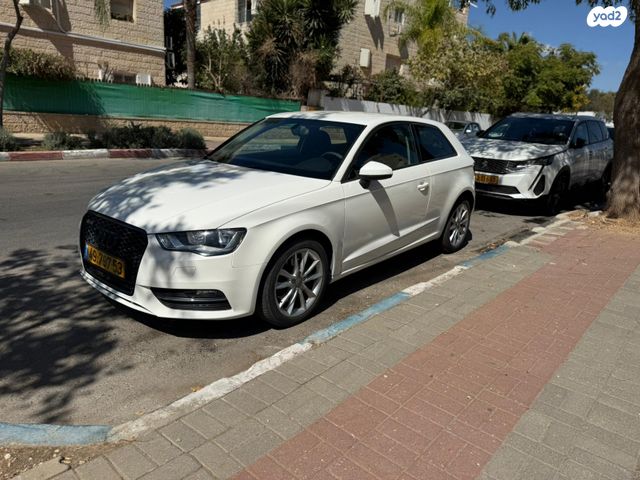 מודעת רכב אאודי A3