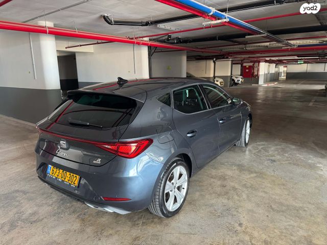 מודעת רכב סיאט לאון