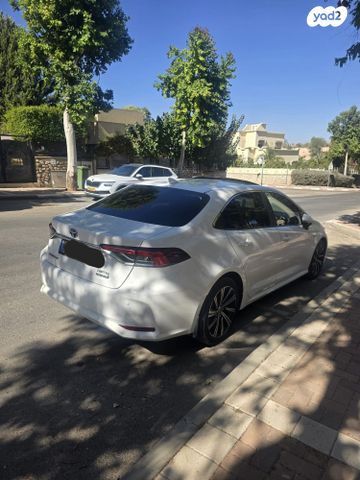 טויוטה קורולה