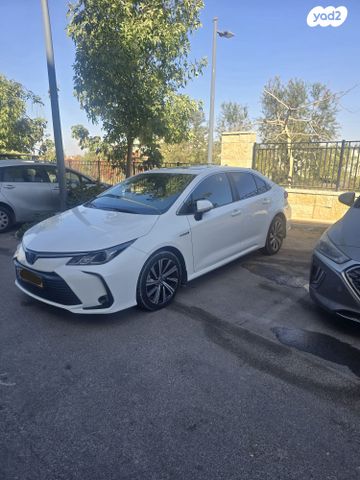 טויוטה קורולה