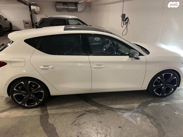 מודעת רכב קופרה לאון