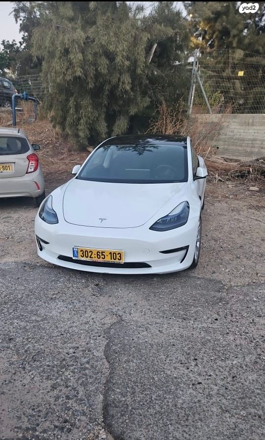 טסלה מודל 3
