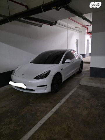 מודעת רכב טסלה מודל 3