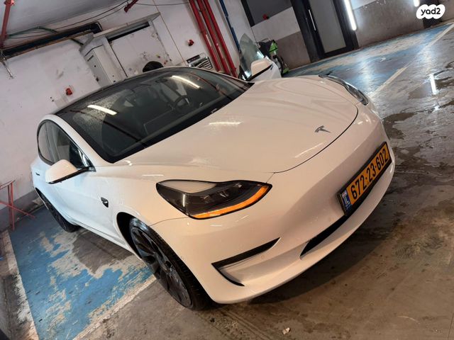 טסלה מודל 3