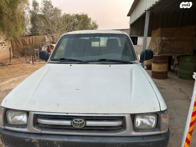 מודעת רכב טויוטה היילקס