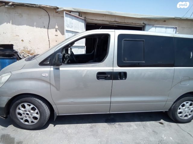 מודעת רכב יונדאי H-1 / i800