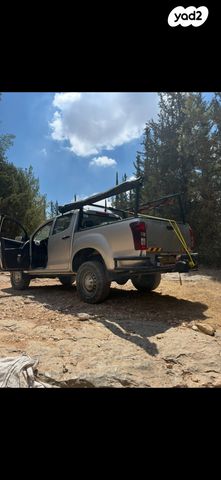 איסוזו די-מקס