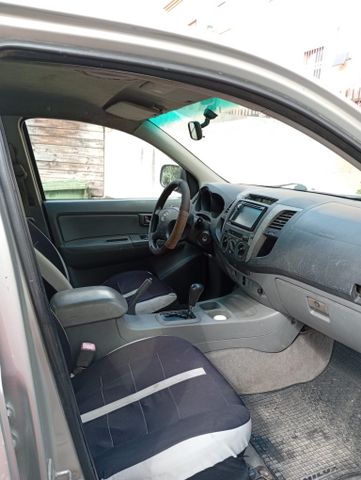 טויוטה היילקס ויגו