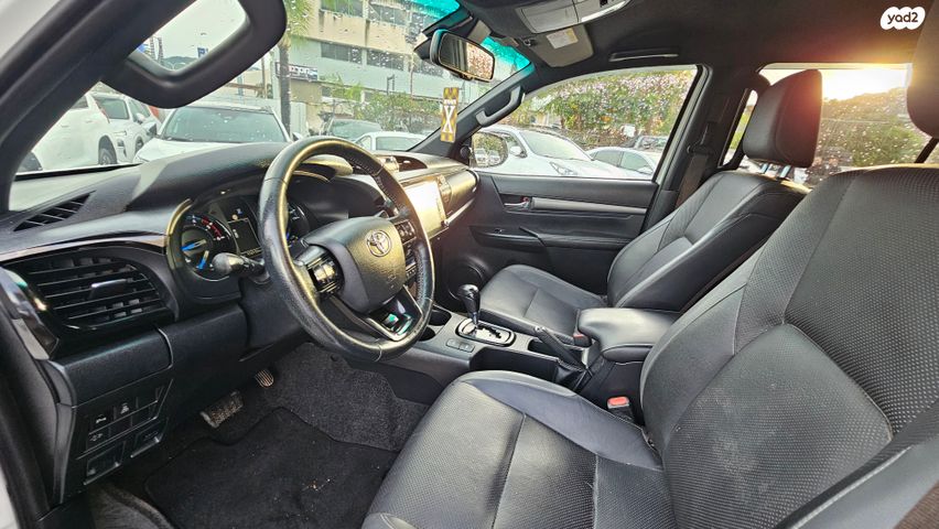 טויוטה היילקס