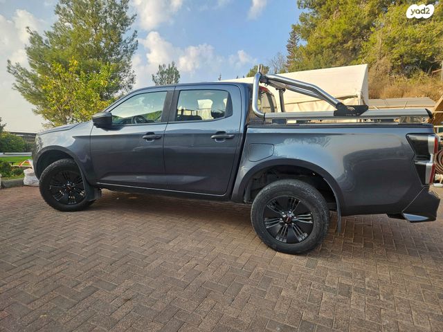 איסוזו די-מקס