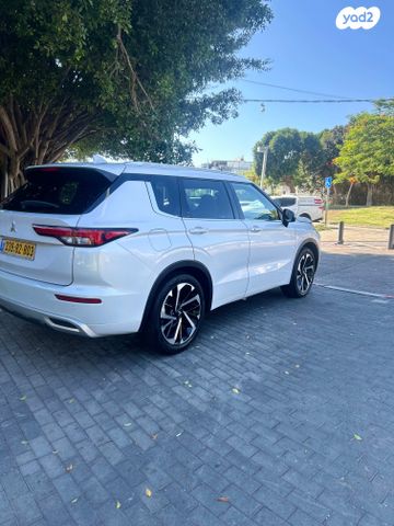 מיצובישי אאוטלנדר