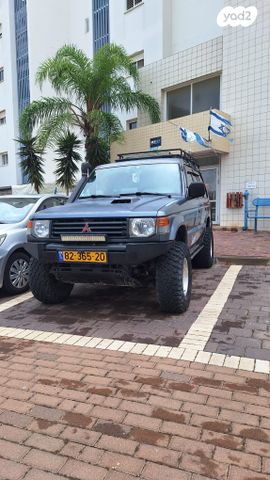 מיצובישי פג'רו